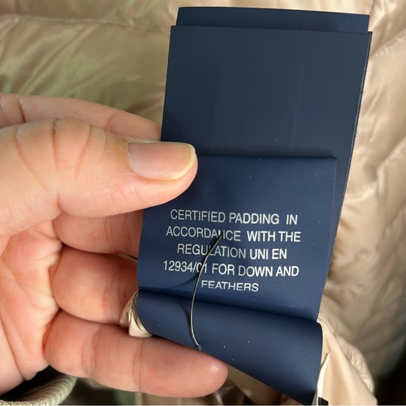 Herno Hooded Quilted Ultralight Nylon Down Feather Puffer Coat - Picture 12 of 15